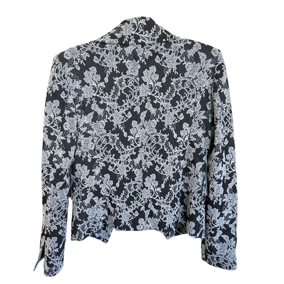 Plein Sud Jeanius Double Button Toggle Floral Lace Blazer - Picture 9 of 11
